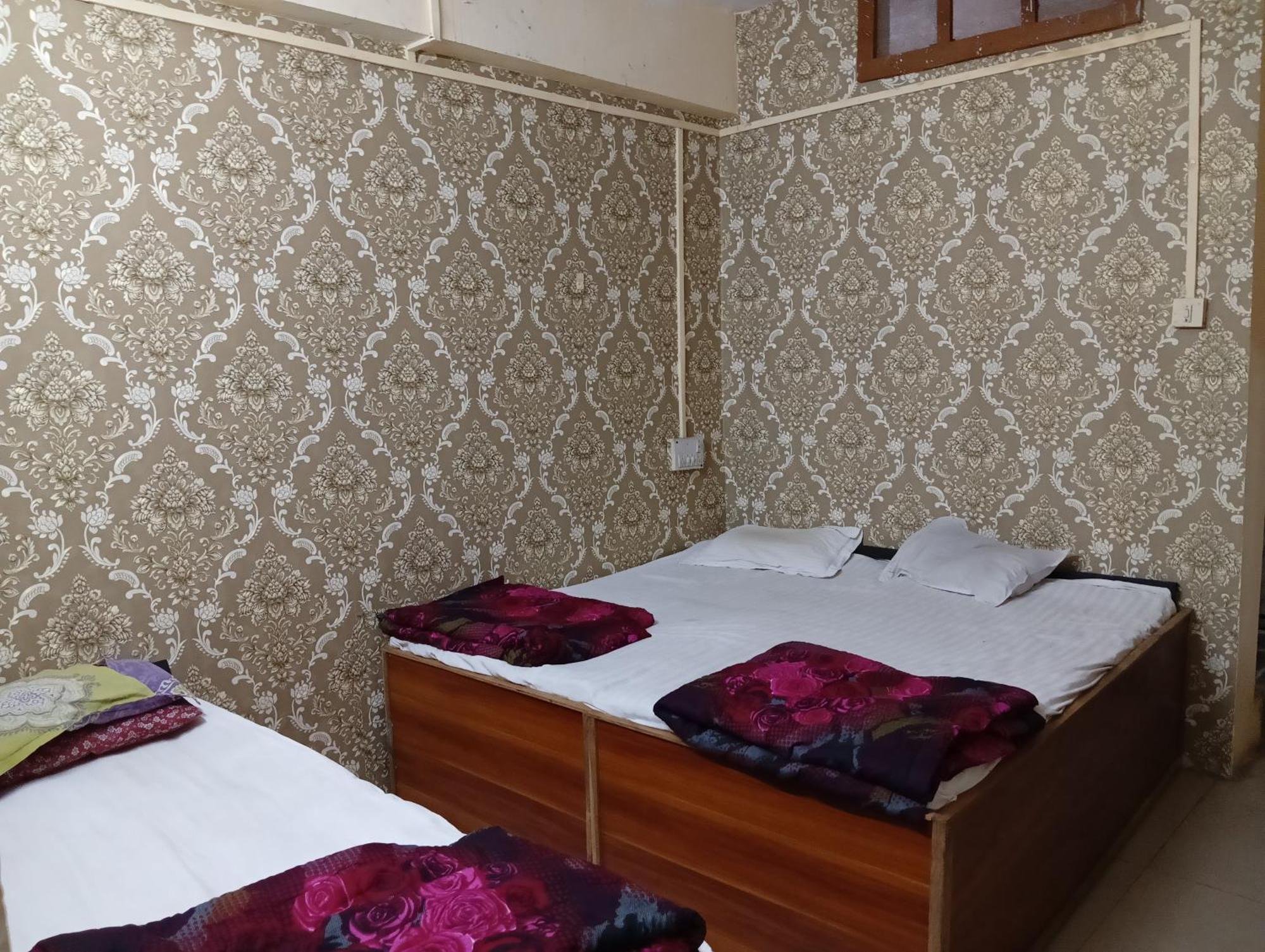 Hotel Avantika Ujjain Dış mekan fotoğraf
