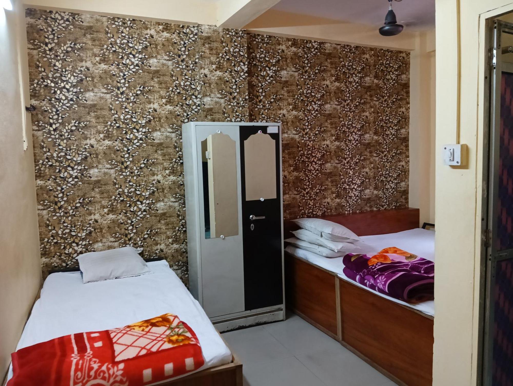 Hotel Avantika Ujjain Dış mekan fotoğraf